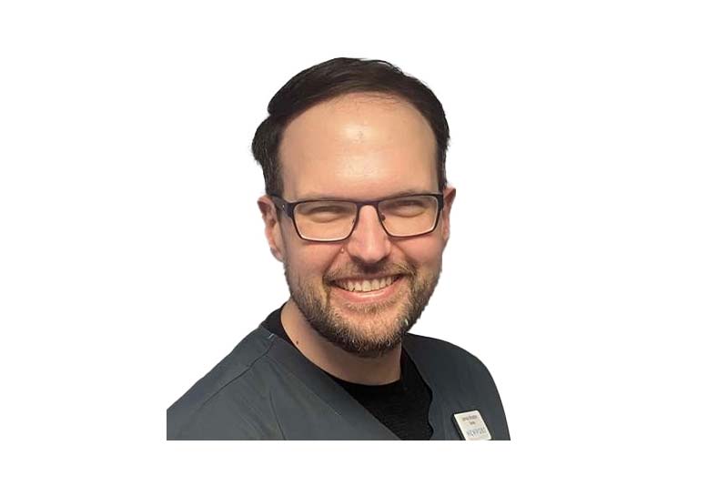 James Wootton BDS B’ham 2014 | BmedSc 2008  Associate Dentist | GDC 251677