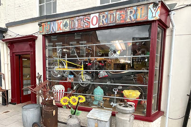 Junk & Disorderly photo