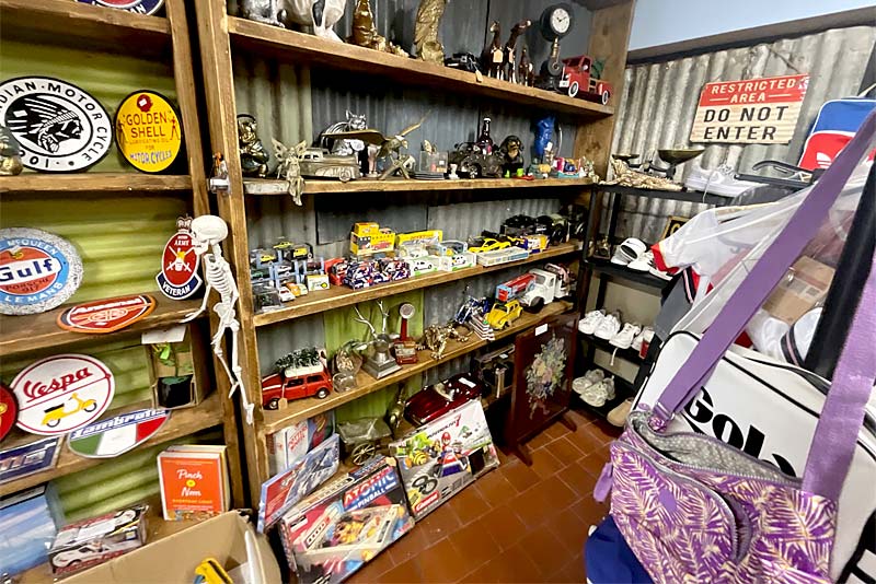 Vintage Toys and Gifts