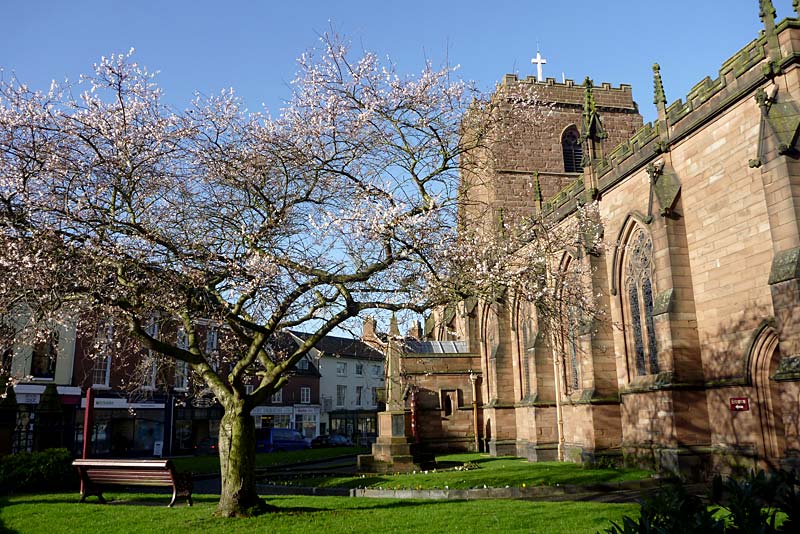 historic st nicholas church