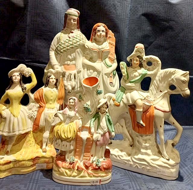 Gilbeys Antiques & Collectables