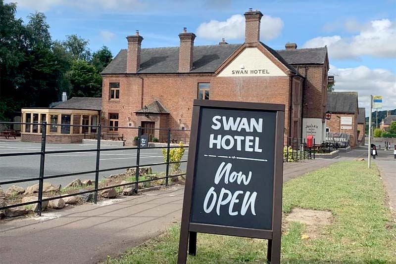 Swan at Forton Pub