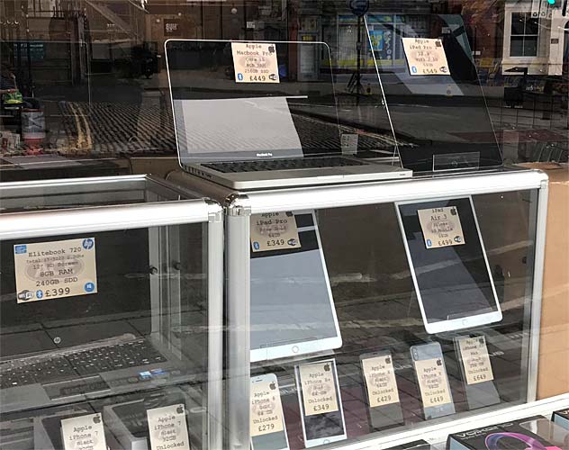shop window newport
