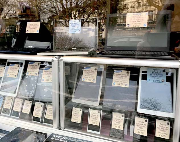 shop window newport