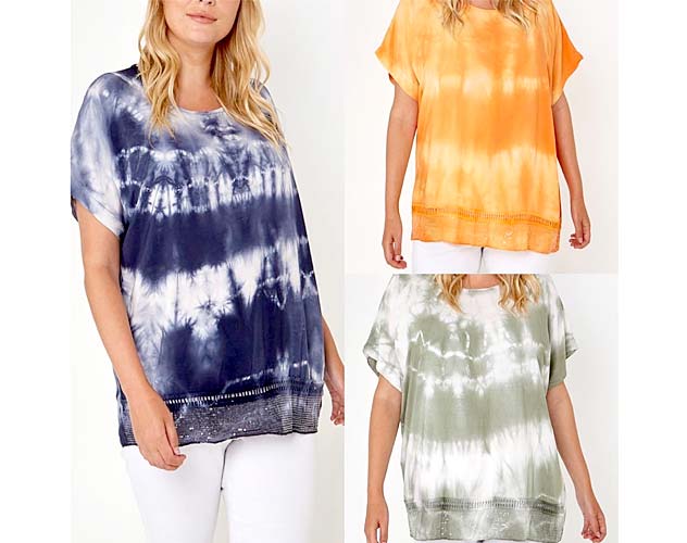 woman wearing summer top