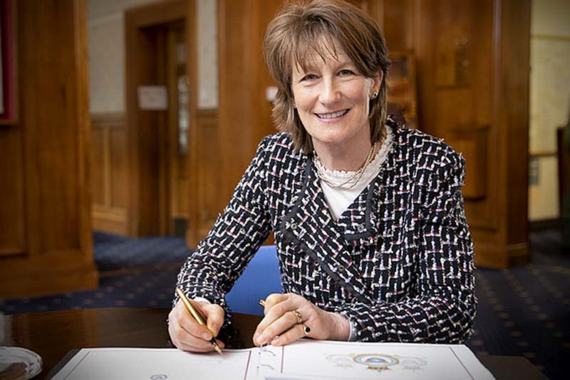anna turner at her desk