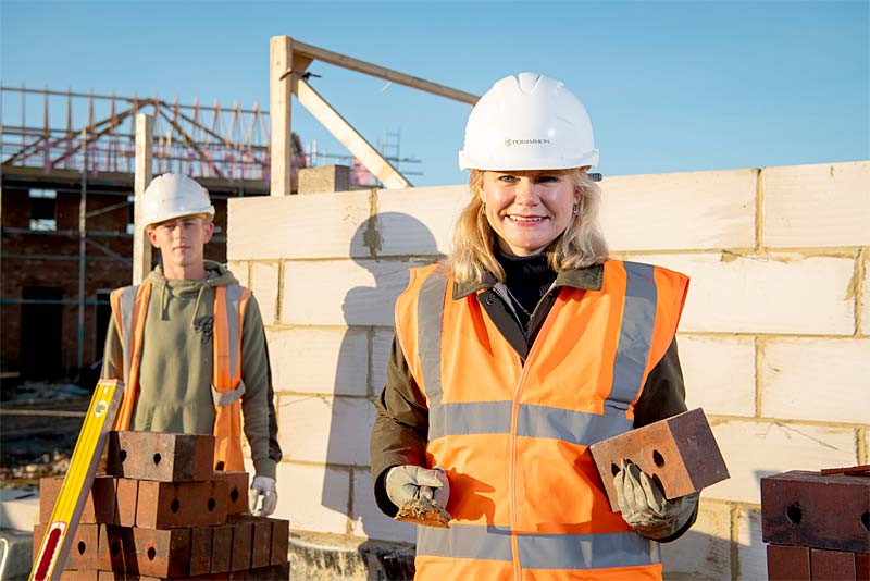 new starter homes persimmon newport