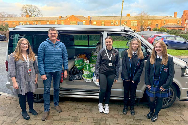 Year 10 students Ruby Plant and Darci Taylor